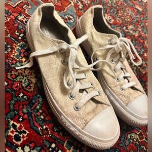Converse Chuck Taylor All Star cream lace